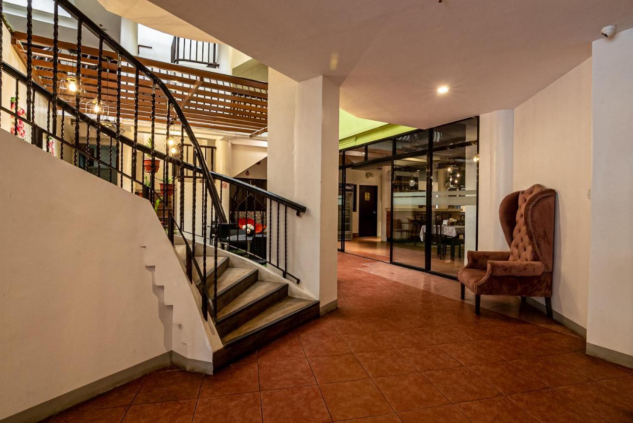 Kiwi Hotel Cebu Ngoại thất bức ảnh